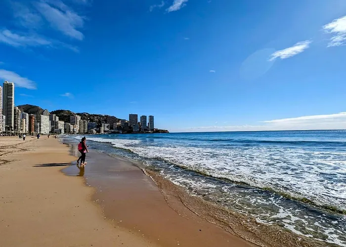 Arenas Superior Seafront Apartment Benidorm