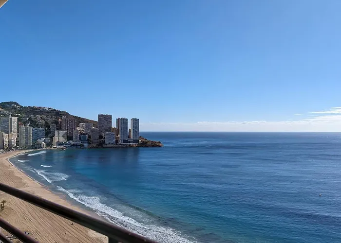 Arenas Superior Seafront Apartment *