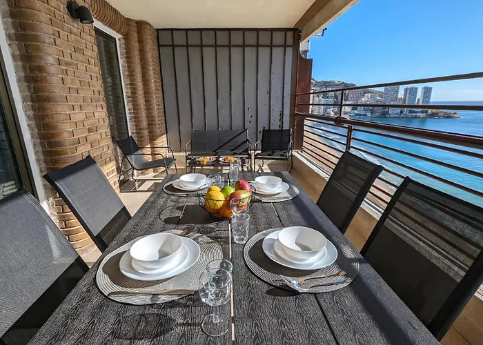 Arenas Superior Seafront Apartment *